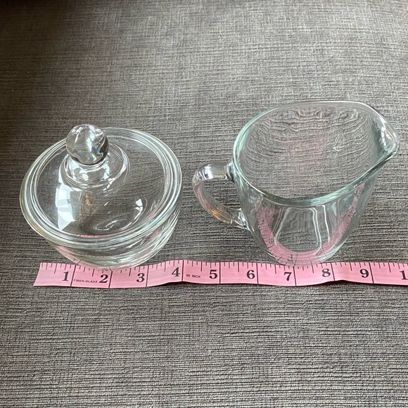 Vtg MCM Anchor Hocking cream & covered sugar set - Picture 7 of 8